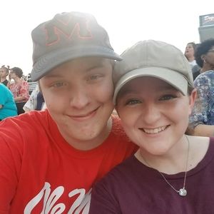 Meet your Posher, Shelly